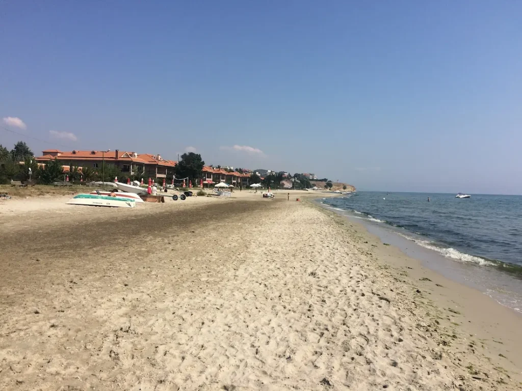 Gümüşyaka plajı ve deniz