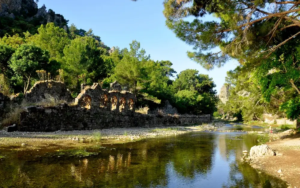 Olympos Antik Kenti Akrapol