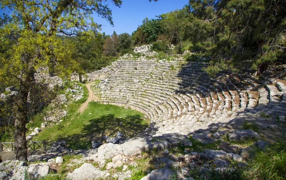 Phaselis Antik Kenti'nin Antik Tiyatrosu