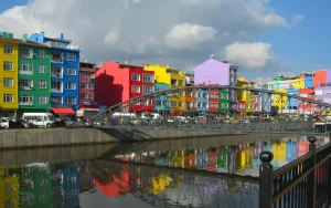 Silivri ilçesine ait renkli binalar