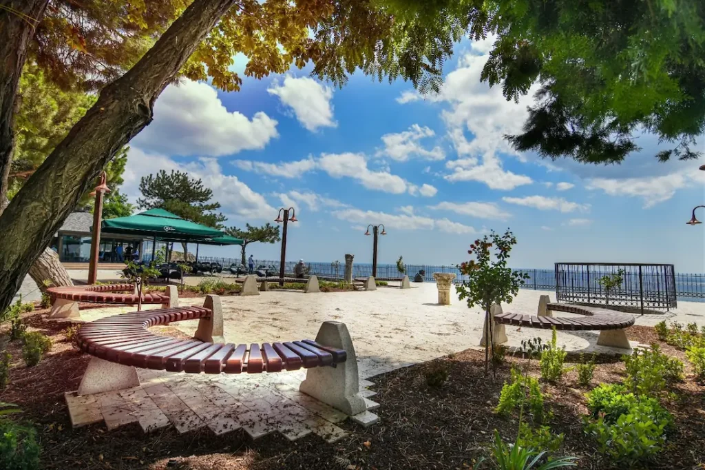 Silivri sahilindeki banklar