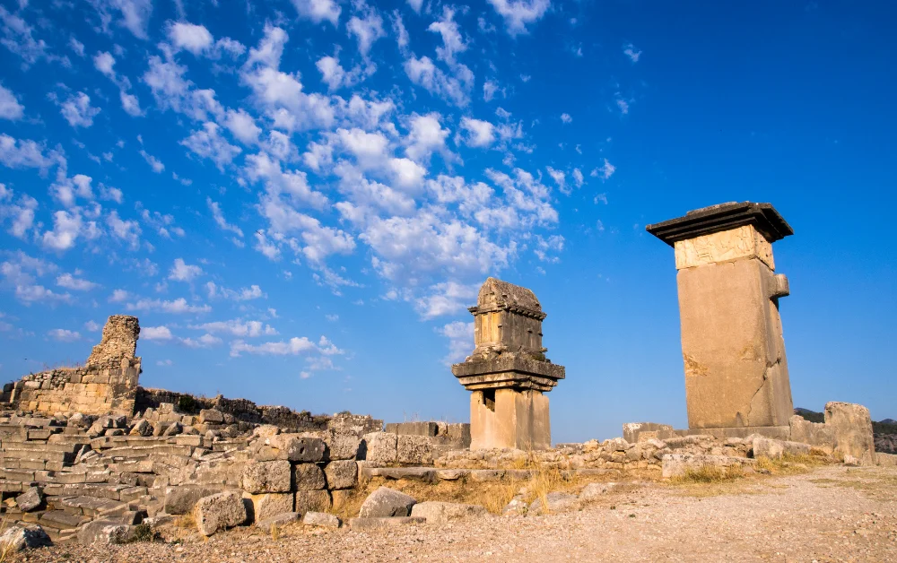 Xanthos Antik Kenti Anıtlar ve Surları