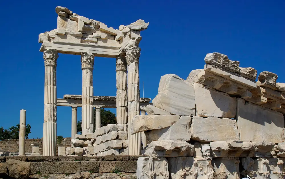 Bergama Antik Kentinin Hikayesi