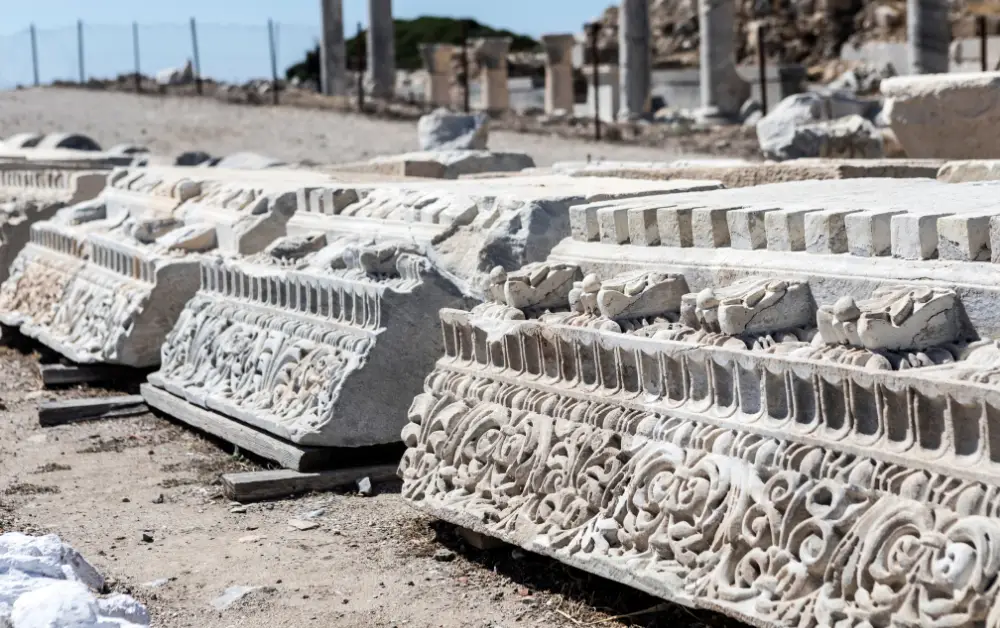 Knidos Antik Kentinin Yapıları Nelerdir