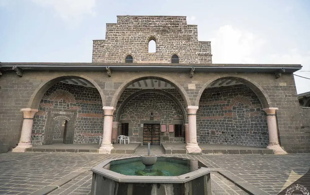 Meryem Ana Süryani Kadim Kilisesi Diyarbakır