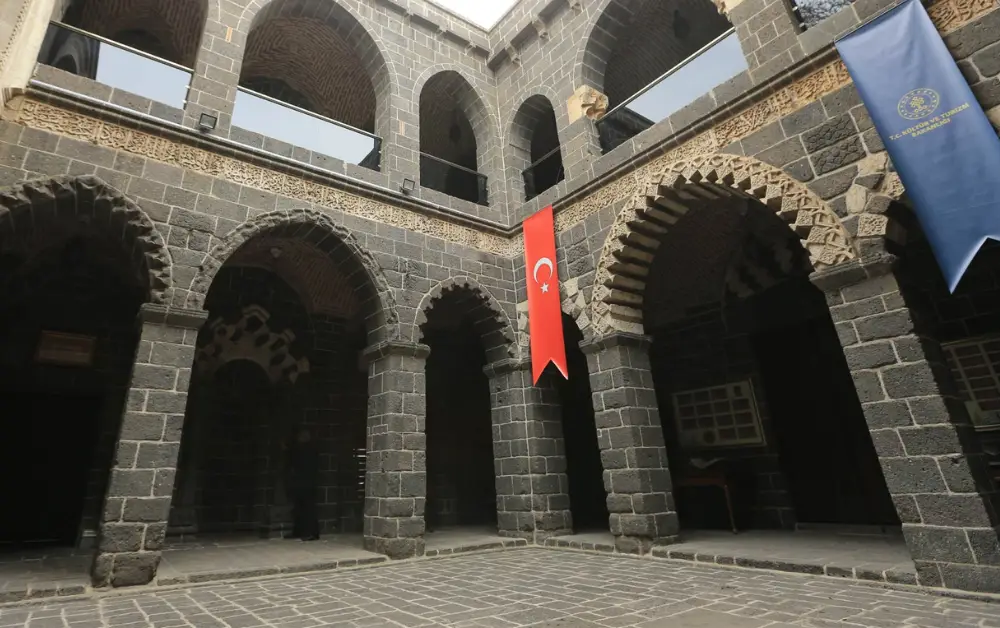 Mesudiye Medresesi Diyarbakır
