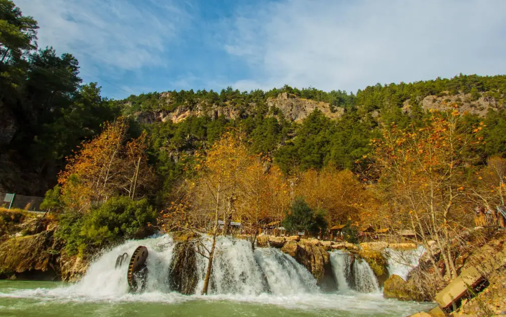 Yerköprü Mesire Alanı ve Şelale