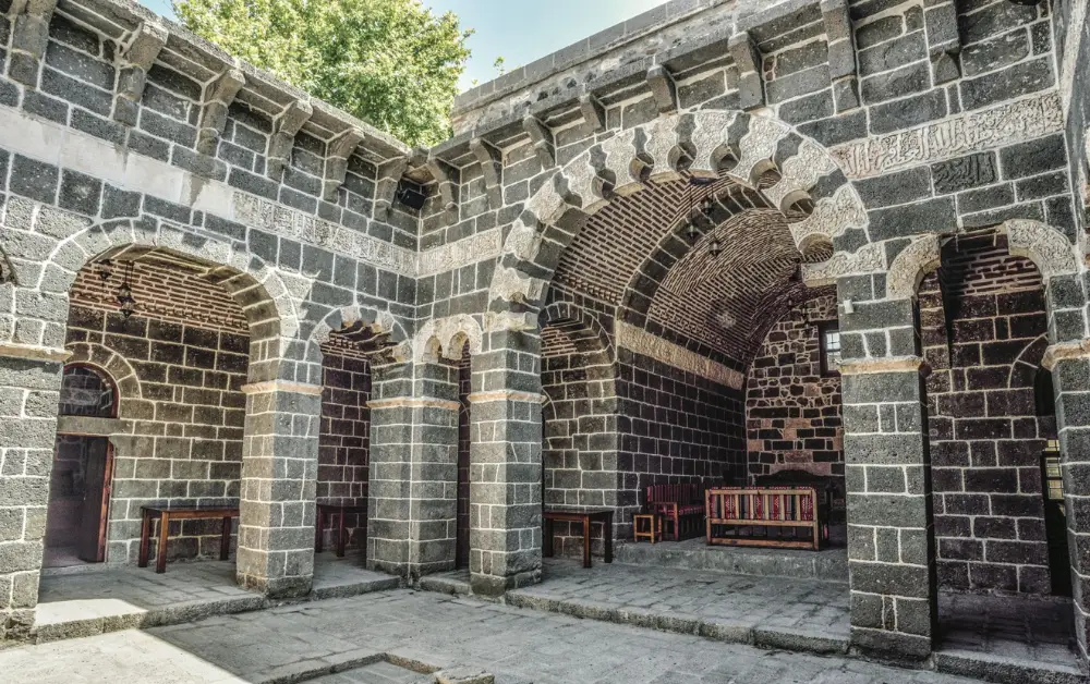 Zinciriye Medresesi Diyarbakır