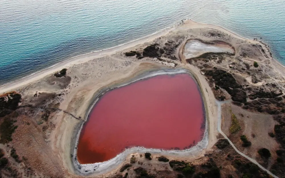 Pembe Göl (kalpli göl)