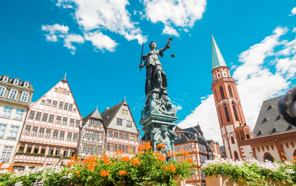 Frankfurt Gezilecek Yerler Gezmeklazim.com