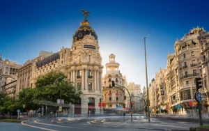 Madrid Gezilecek Yerler Gezmeklazim.com