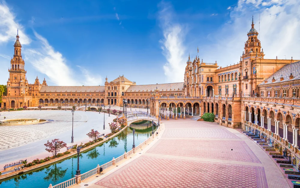 Sevilla Gezilecek Yerler Gezmeklazim.com