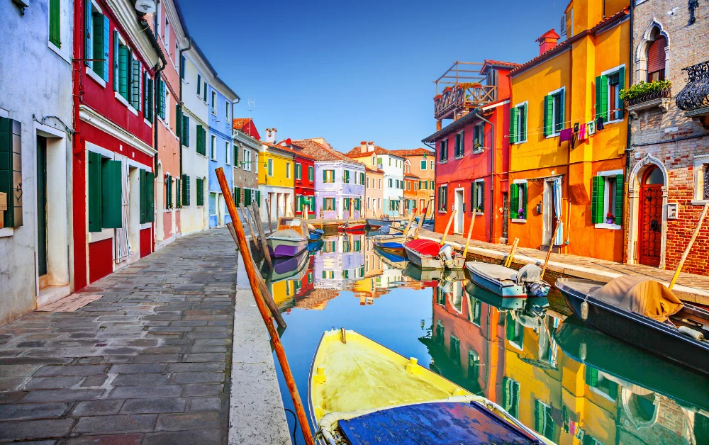 İtalya'da Nerede Kalınır - Gezmeklazim.com