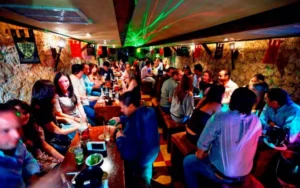 Kosta Rika Gece Hayatı - Gezmeklazim.com