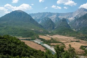Arnavutluk hakkında bilinmesi gereken 10 şey ve seyahat ipuçları