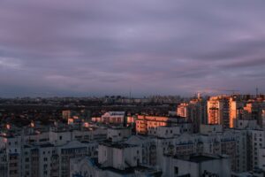 Ukrayna gezilecek yerler için Kiev ve tarihi şehir manzarası