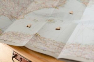 Kıbrıs ulaşım ve konaklama rehberi için ada haritası ve seyahat planı